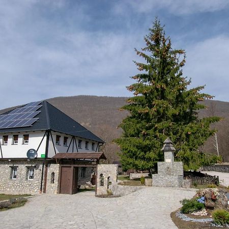 Holiday Park Hajducka Cesma Dubovsko Ngoại thất bức ảnh