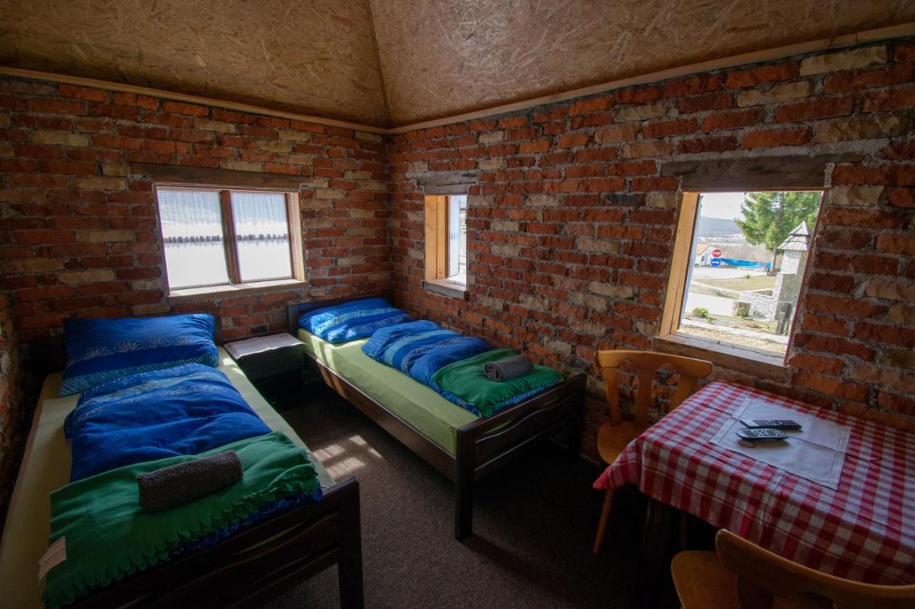 Holiday Park Hajducka Cesma Dubovsko Ngoại thất bức ảnh