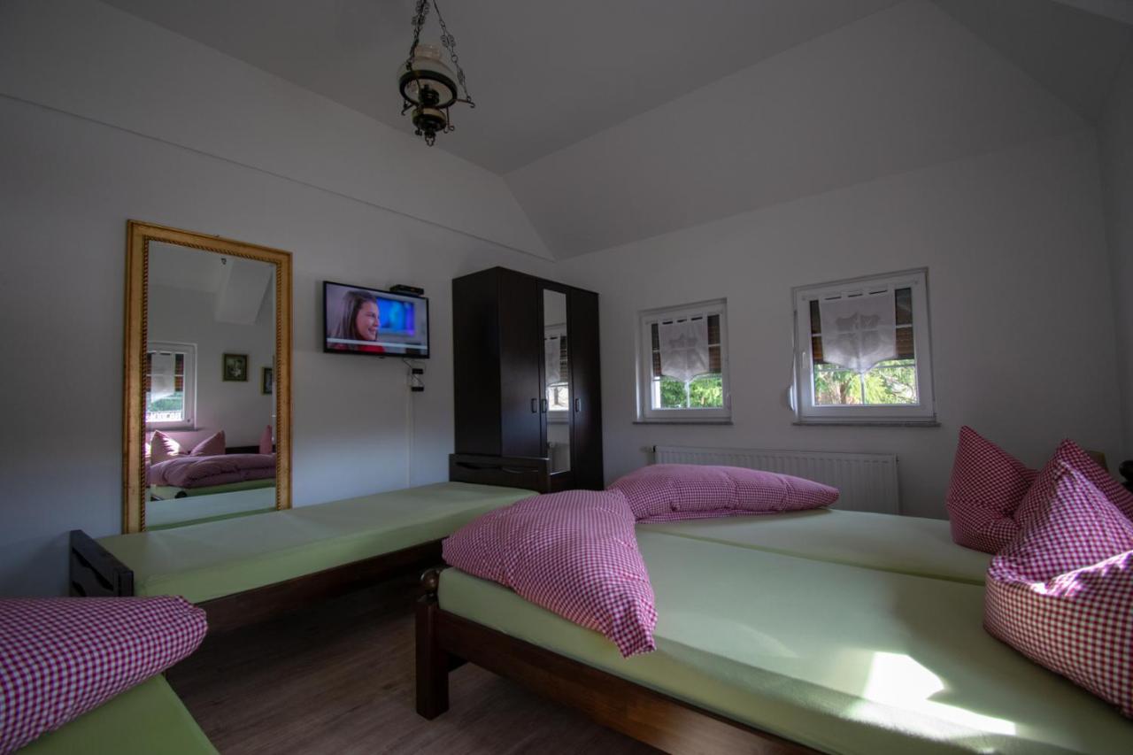Holiday Park Hajducka Cesma Dubovsko Ngoại thất bức ảnh