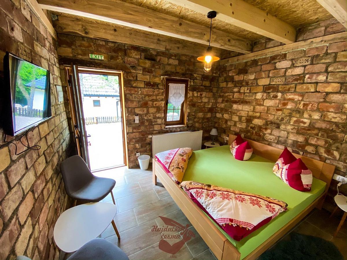Holiday Park Hajducka Cesma Dubovsko Ngoại thất bức ảnh