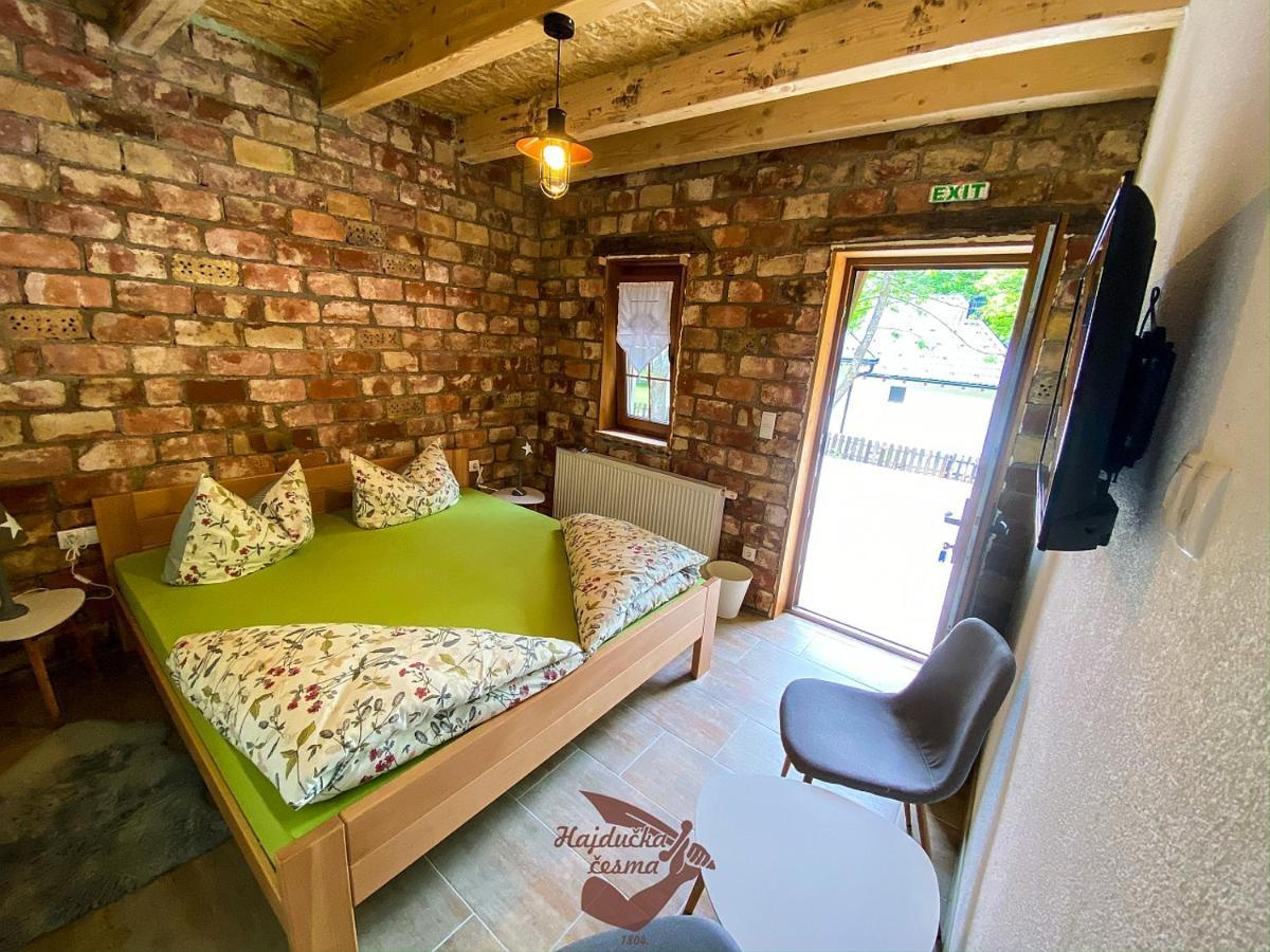 Holiday Park Hajducka Cesma Dubovsko Ngoại thất bức ảnh