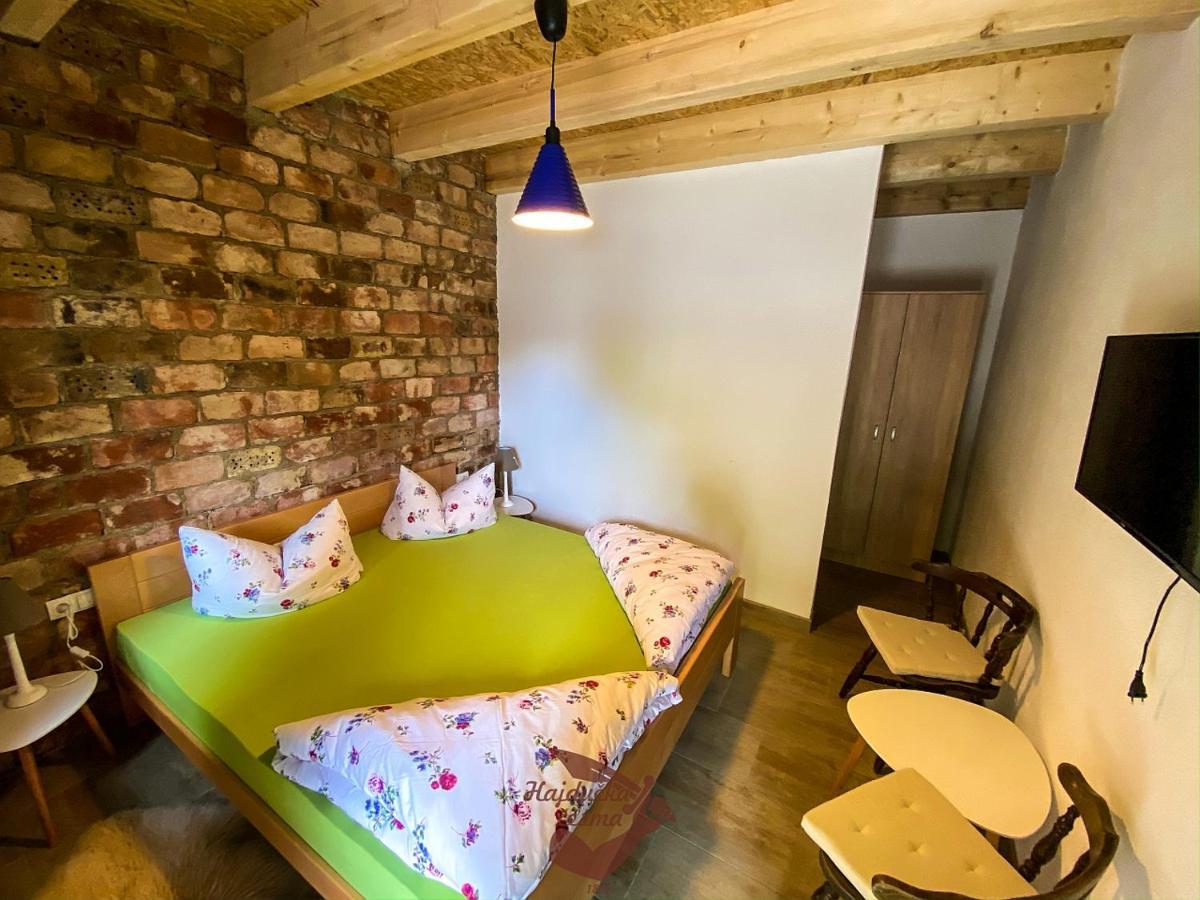 Holiday Park Hajducka Cesma Dubovsko Ngoại thất bức ảnh